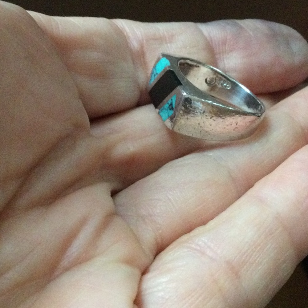 Sterling Turquoise Ring - Picture 6 of 9